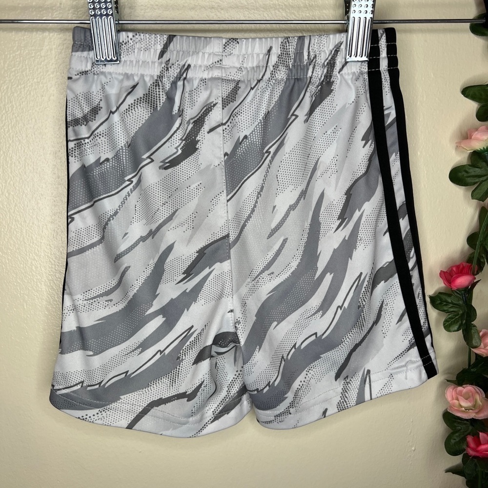 Adidas Gray White Black Gym Shorts Fitness Casual Walking School Play Sports 3T - Picture 3 of 10